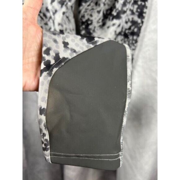 Adidas TechFit Medium Compression Climalite Gray & Black Print Leggings Size S - Picture 6 of 8